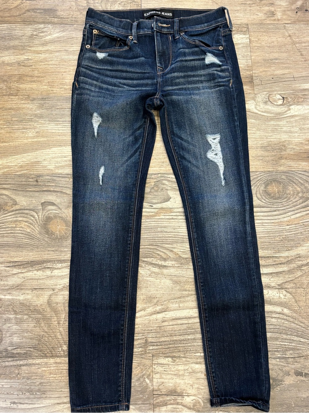 Express size 00 Dark Wash Women’s Skinny Jeans - Navy Blue